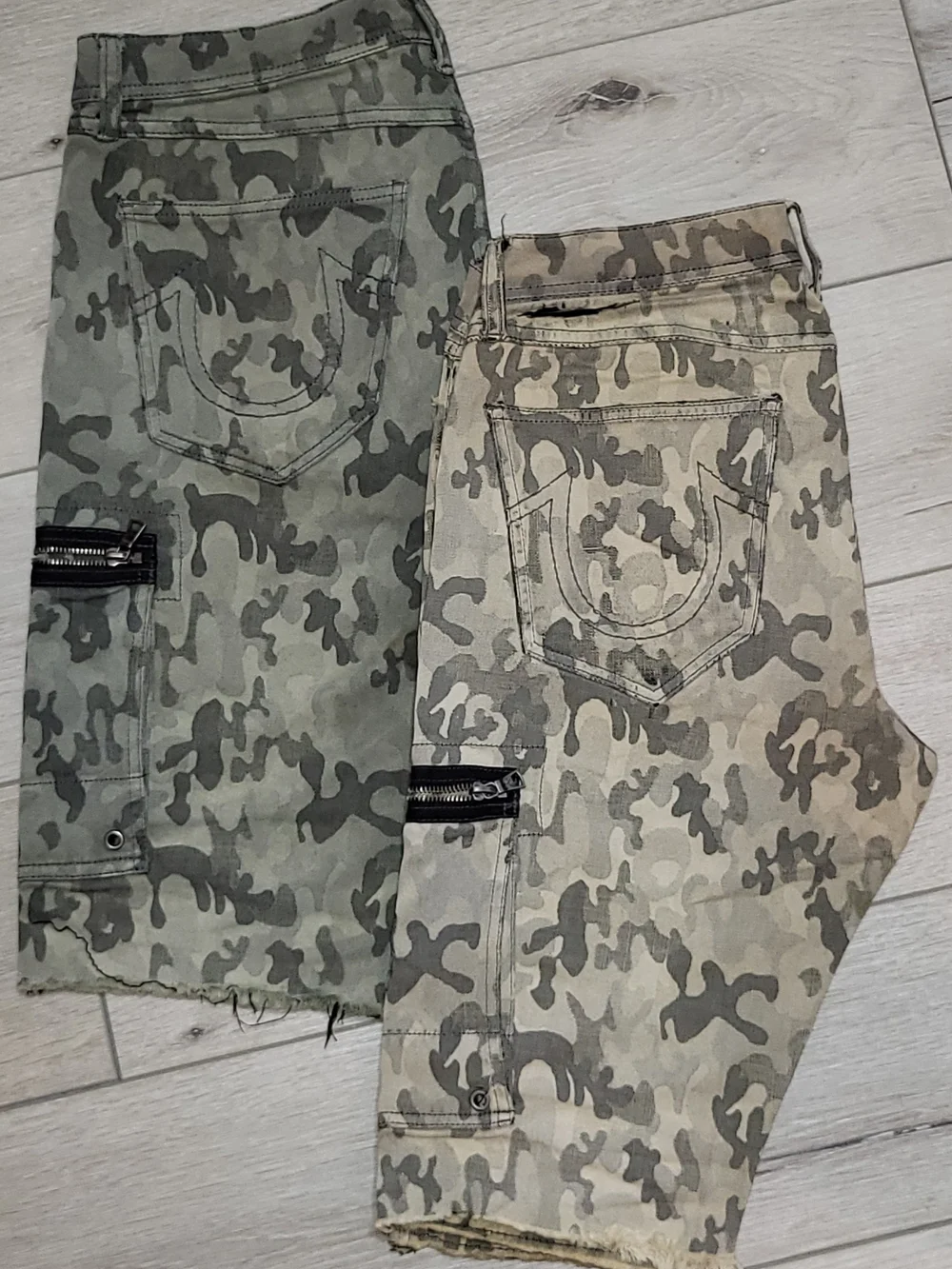 🧲 True Religion Men's Dual-Tone Camo Cargo Pants Combo x2 - (Olive & Khaki)